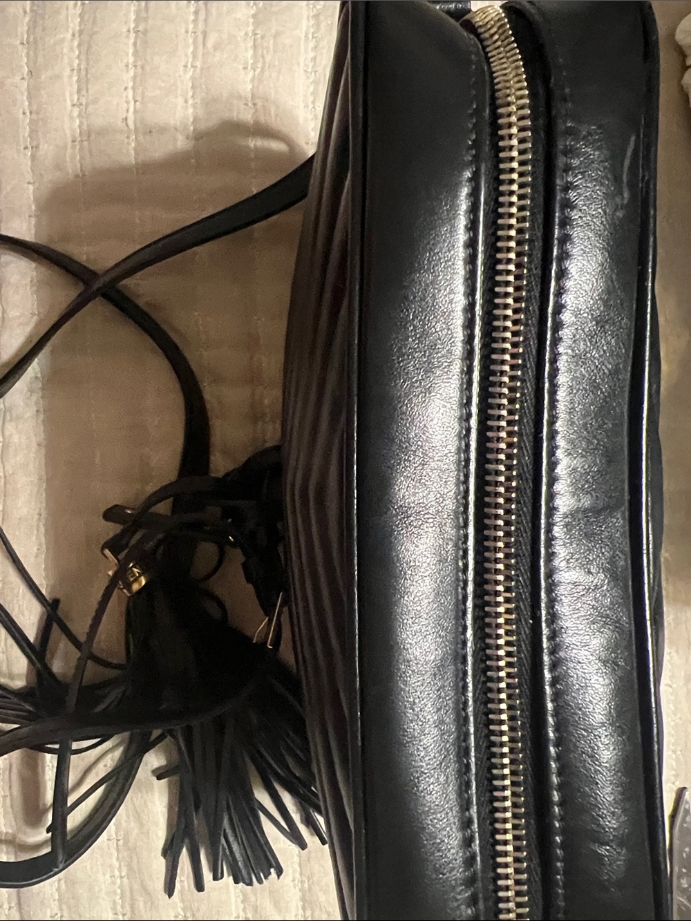 YSL LOU CAMERA BAG IN QUILTED LEATHER BLACK - Picture 4 of 9